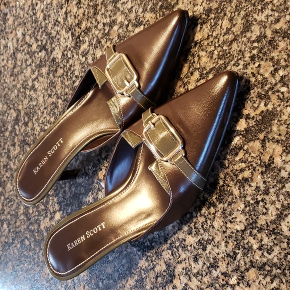 Karen Scott Heel - Picture 7 of 8